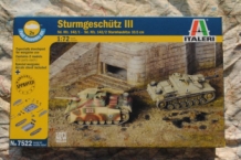 images/productimages/small/STURMGESCHÜTZ III Sd.Kfz.142-1 & Sd.Kfz.142-2 Sturmhaubitze 10.5 cm Italeri 7522 doos.jpg